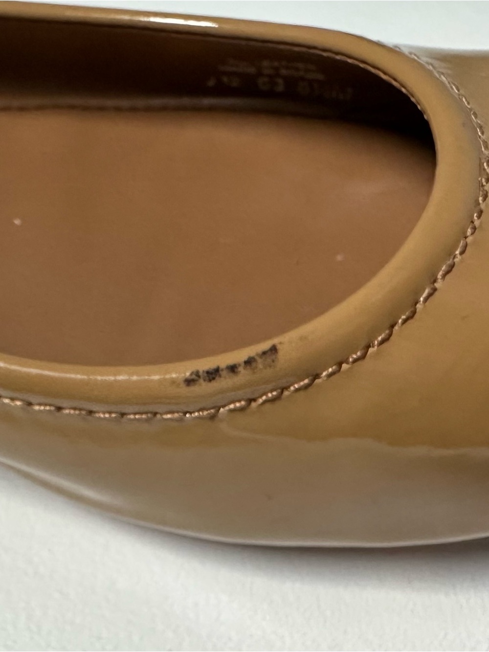 Tory Burch Two-Tone Tan and Black Leather Ballet Flats with Gold Accent - Picture 10 of 10